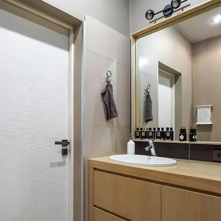 Cozy Apart. For Holidays Or Work Apartment